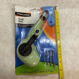 Fiskars craft hand drill